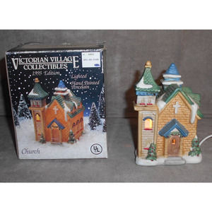 Victorian Village Collectibles 1993 Ed Church w/Box Lights Up Christmas Vintage